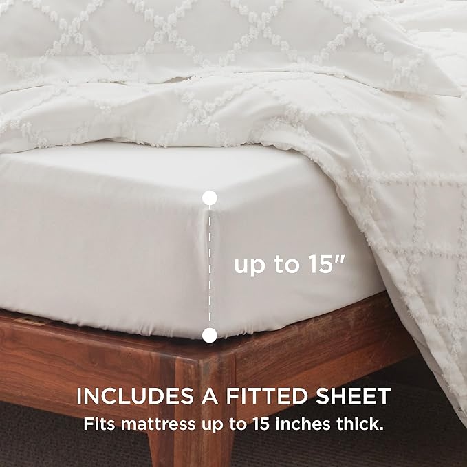 Bedsure Boho Duvet Cover King Size with Fitted Sheet - Boho Bedding Comforter Set, 4 Pieces, Includes 1 Duvet Cover 104"x90" with Zipper Closure, 2 Pillow Shams, 1 Fitted Sheet, White
