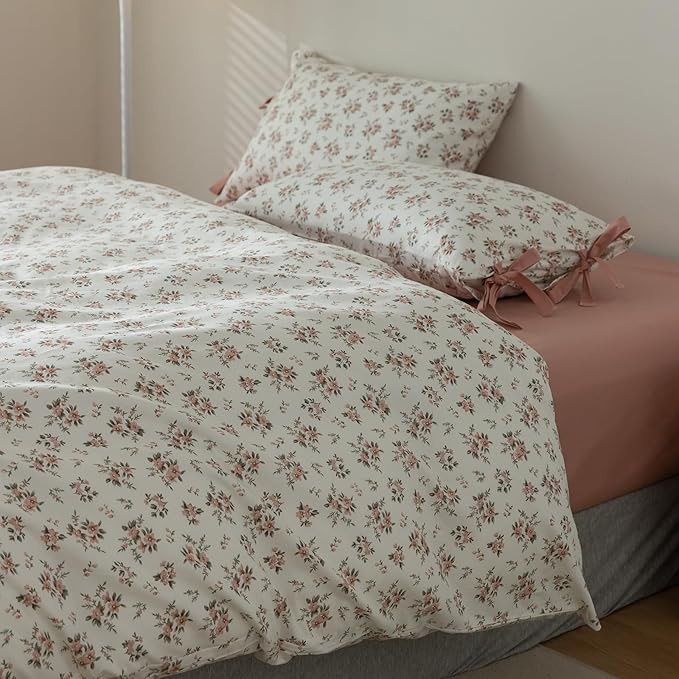 HighBuy 3 Piece Pink Floral Comforter Set Queen Size Luxury Vintage Floral Boho Comforter Set with 2 Bowknot Bow Tie Pillowcases Fluffy for Queen Bed,Soft Cozy Flowers Bedding Comforters Queen