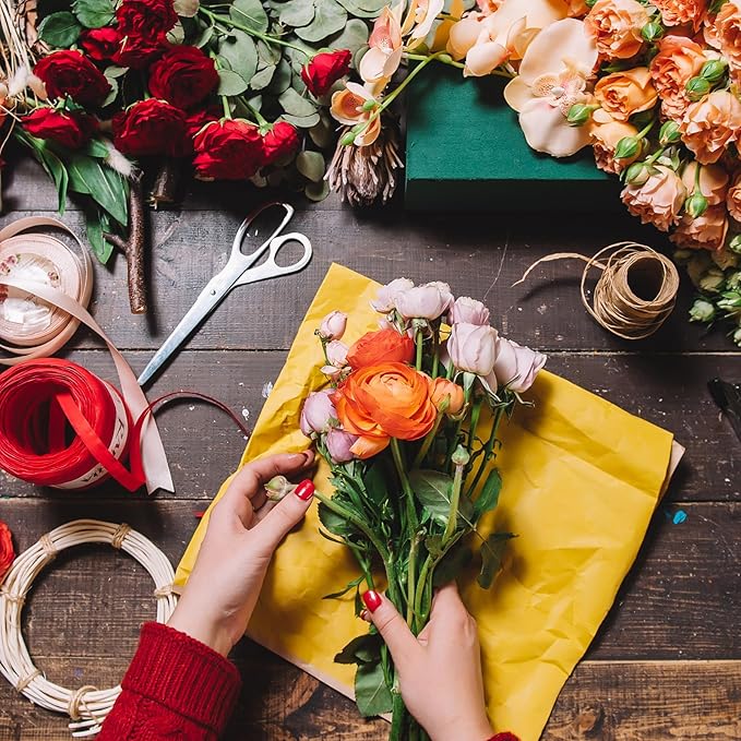 PATIKIL Flower Wrapping Paper 29.5 Ft x 22.8 Inch, Cotton Wrapping Flower Paper Tissue Paper for Flower Bouquet Gift Wrapping Valentine's Day Graduation Gift Floral Wrap, Cream Peach