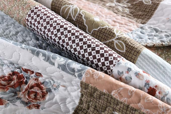 Travan 3-Piece King Quilt Set Quilted Bedspread Lightweight Reversible Coverlet Set Floral Printed Quilted Bedding Set with Shams for All Season, Brown Floral, King Size