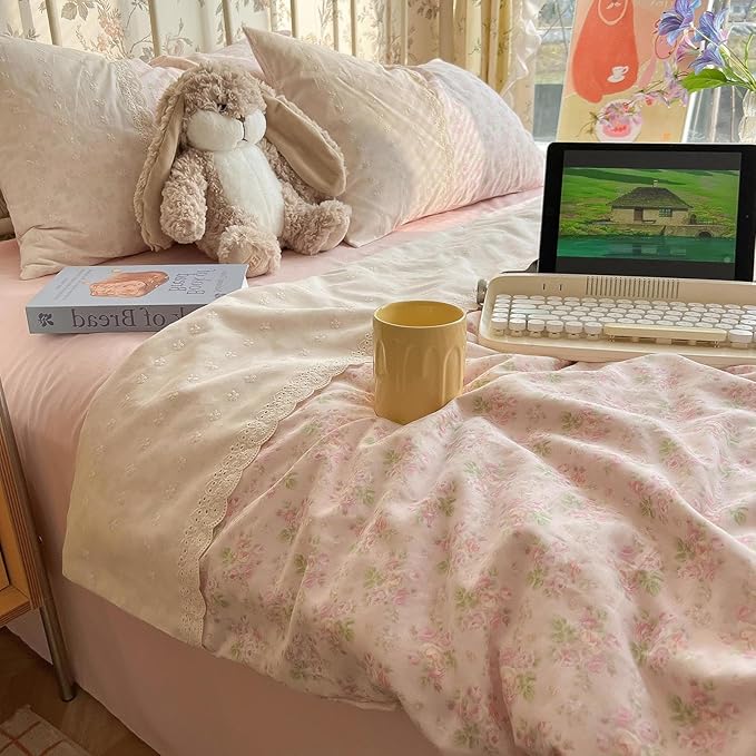 LifeTB Pink Floral Duvet Cover King Romantic Lace Bedding Set Garden Style Cottagecore Flower Duvet Cover with Zipper Closure Soft Washed Microfiber Botanical Comforter Cover for Girls Women