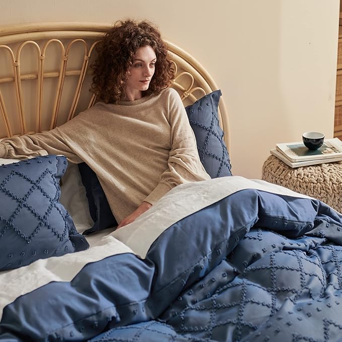 Bedsure Boho Cal King Duvet Cover - Navy Breathable & Soft Boho Bedding, Machine Washable Comforter Cover for All Seasons, Includes 1 Duvet Cover 104"x98" with 2 Pillow Shams & Zipper Closure