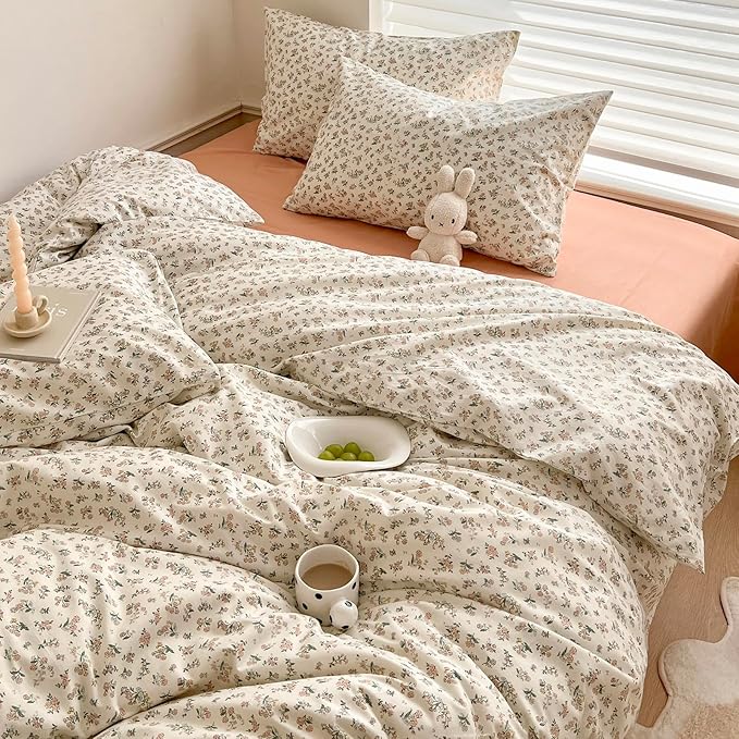 LifeTB Vintage Style Boho Floral Comforter Set King Fluffy Soft Pink Floral Bedding Set Aesthetic Flower Botanical Comforter with 2 Pillowcases Farmhouse Boho Bedding Comforter King Size