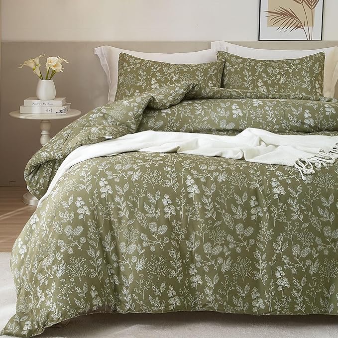 HighBuy Vintage Floral Comforter Set Queen Size Olive Green Comforter Set Garden Floral Bedding Set Aesthetic Flowers Botanical Comforter Set 1 Queen Floral Comforter with 2 Pillowcases Fluffy