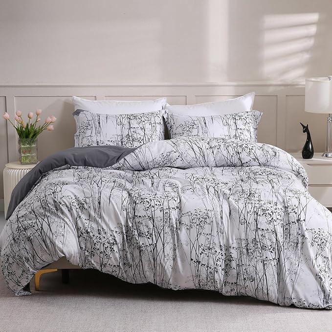 LONAVA Queen Botaincal 3 Pcs Duvet Cover Set, Breathable Soft Microfiber Deep Grey Lining Comforter Cover with Zipper Closure, and 2 Anti-Pilling, Fade Resistant Pillowcases, Winter Forest
