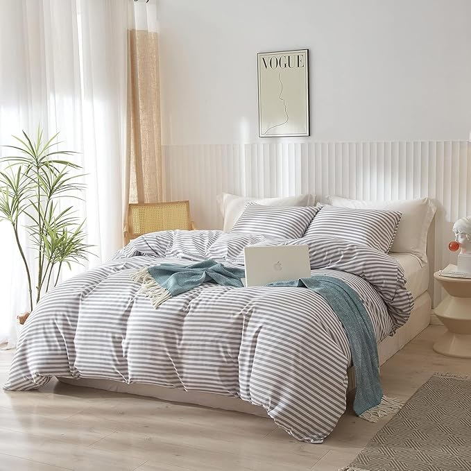 King Size Comforter Set 3 Pieces Striped Comforter Set King Modern Style Boho Bedding Comforter White Grey Stripes Pattern Comforter Set Fluffy Lightweight Farmhouse Bed Comforter for All Season