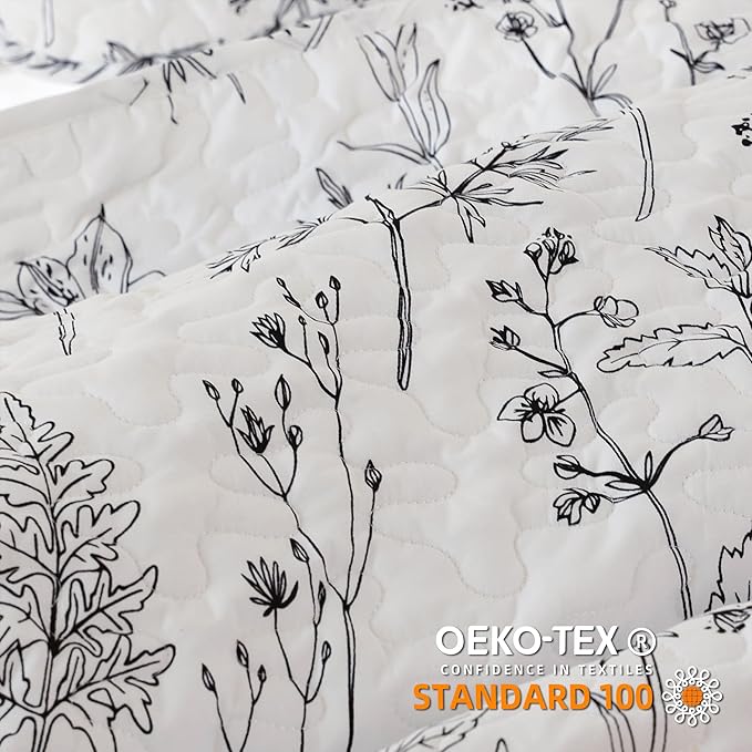 JANZAA Quilts Queen Size White Floral Bed Spread with Black Botanical Pattern Boho Queen Quilt Bedding Set Soft Lightweight Microfiber All Season (2 Pillow Cases)