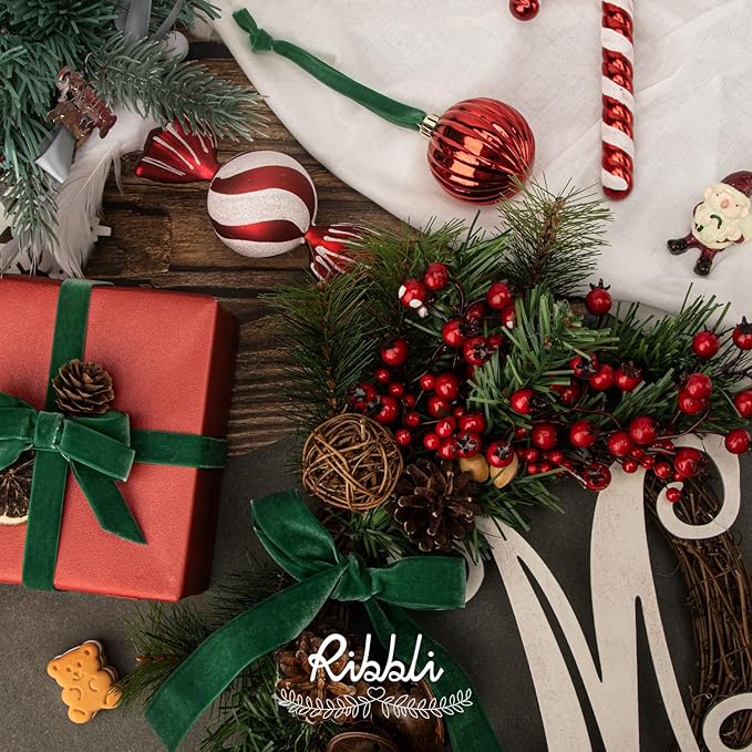 Ribbli Polyester Forest Green Velvet Ribbon,5/8 Inches Continuous10-Yard Spool,Christmas Ribbon for Gift Wrapping,Floral Bouquets, Home Decor