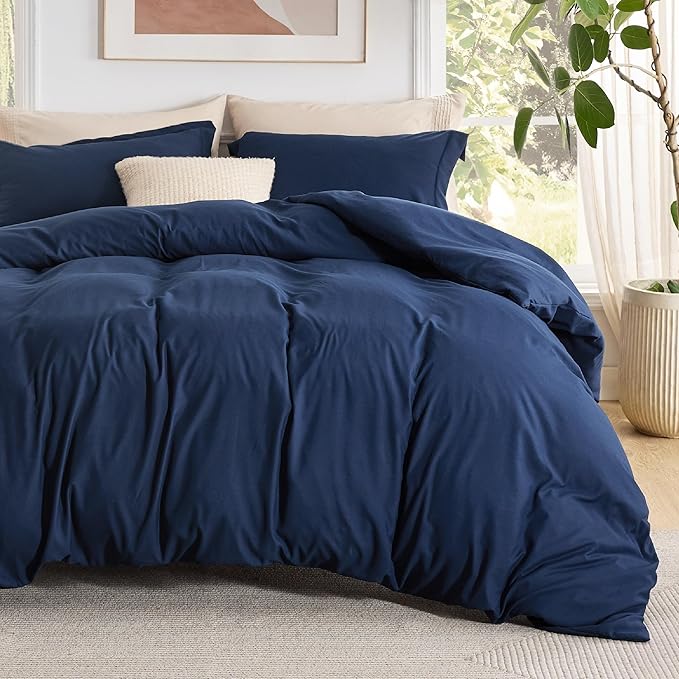 Bedsure Duvet Cover with Fitted Sheet Queen - Warm Deep Pocket, Hotel Luxury Soft Double Brushed Bedding Set with Zipper Closure, 1 Duvet Cover, 1 Fitted Sheet, 2 Pillow Shams, NO Comforter, Blue