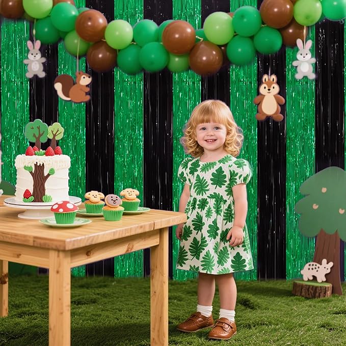 TONIFUL 2Pcs Black Green Door Streamers,Green Photo Booth Backdrop,Metallic Streamers Green Foil Fringe Curtains for Birthday,Christmas,New Year,St. Patrick's Day Party Streamers Decor