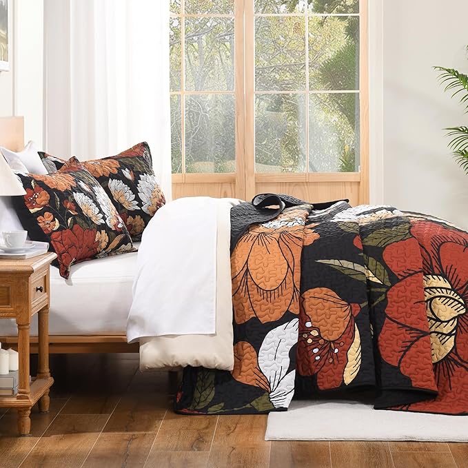 Andency Floral Boho California King Quilt Bedding Set Black, 3 Pieces Farmhouse Flower Botanical Summer Oversized King Bedspreads, Soft Reversible Lightweight Microfiber Coverlet Set, 104"x112"