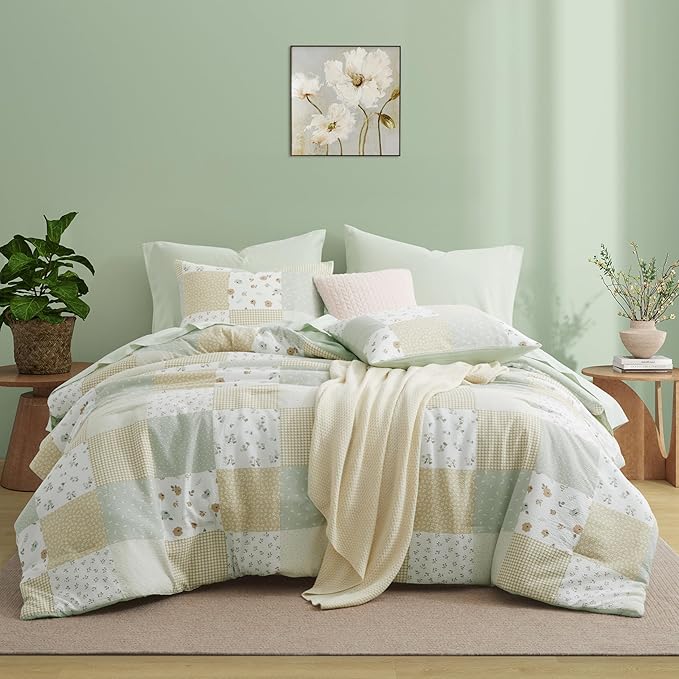Oli Anderson King Comforter Set, 7 Pieces Light Green Floral Seersucker Bed Comforter, Patchwork Reversible Bed in a Bag with Comforter, Sheets, Pillowcases & Shams (Light Green, King)
