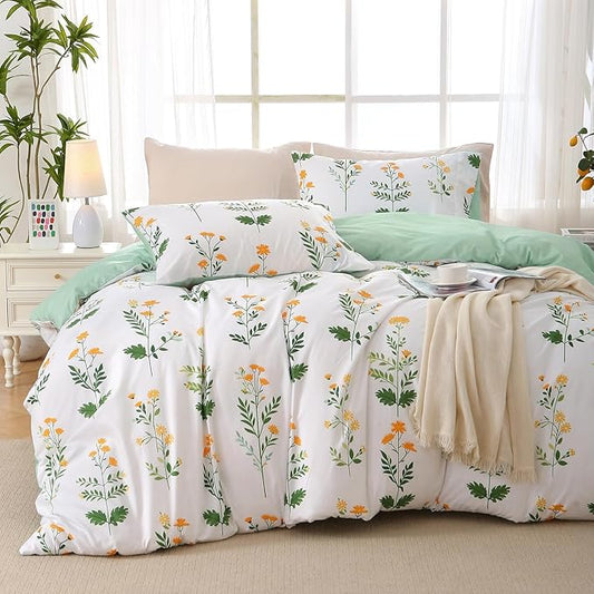 Duvet Cover Queen Size, Reversible Floral Vintage Duvet Cover Set with Zipper Closure, 3 Pieces Botanical Patterns Soft Microfiber Bedding Set (90"x90", 2 Pillow Cases, Honeysuckle Green White)