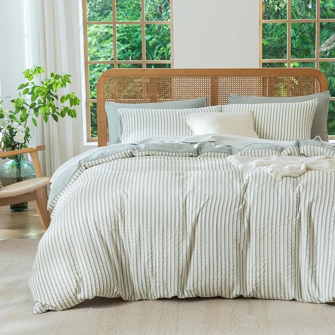 Striped Duvet Cover King Washed Microfiber Jacquard 3 Pieces Bedding Set, White Grayish Green Vertical Ticking Stripes Pattern Comforter Cover with Zipper Closure Breathable Durable Soft Comfy