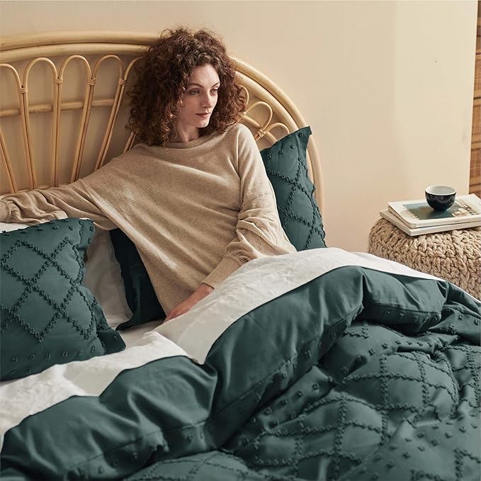 Bedsure Boho Duvet Cover King Size, Forest Green Breathable & Soft Boho Bedding, Machine Washable Comforter Cover for All Seasons, Includes 1 Duvet Cover 104"x90" with 2 Pillow Shams & Zipper Closure