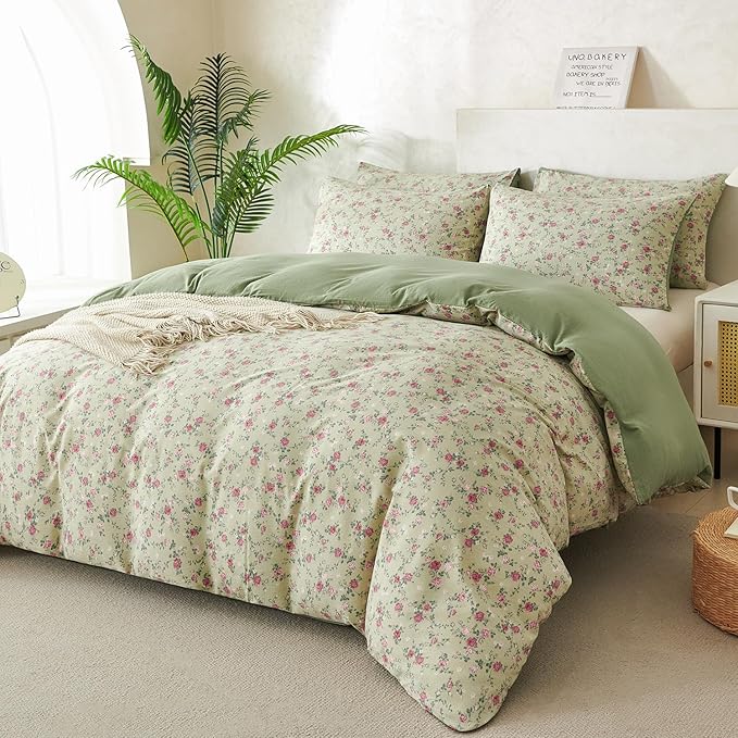 Queen Comforter Set Floral Soft 3 Pieces Chic Crinkle Gauze Fabric Garden Style Floral Print Botanical Comforter for All Seasons Luxury Warmth Comfy Breathable with 2 Pillowcases