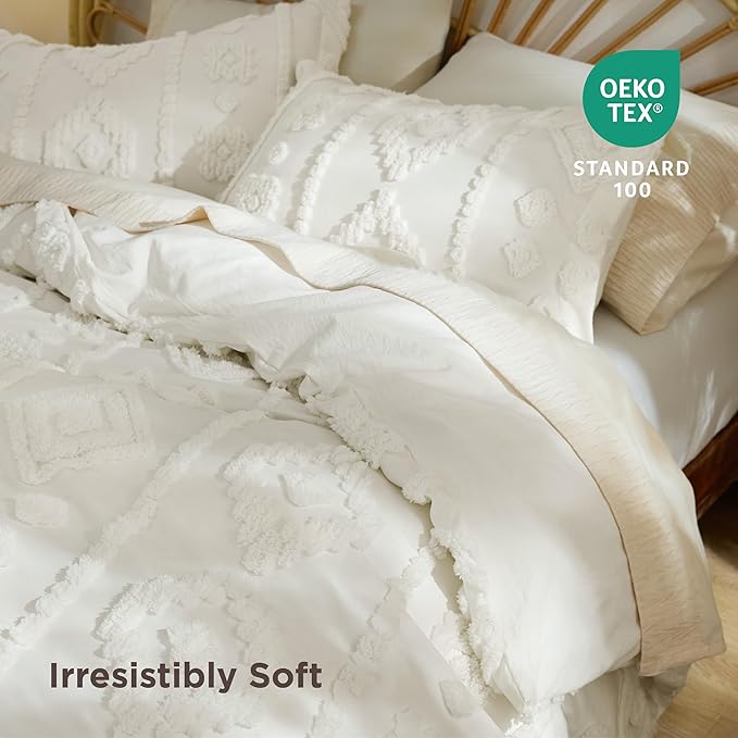 Bedsure Boho Duvet Cover King - White Tufted Boho Bedding, Farmhouse Shabby Chic Embroidery Bedding for All Seasons, 3 Pieces, 1 Soft Jacquard King Comforter Cover and 2 Pillow Shams