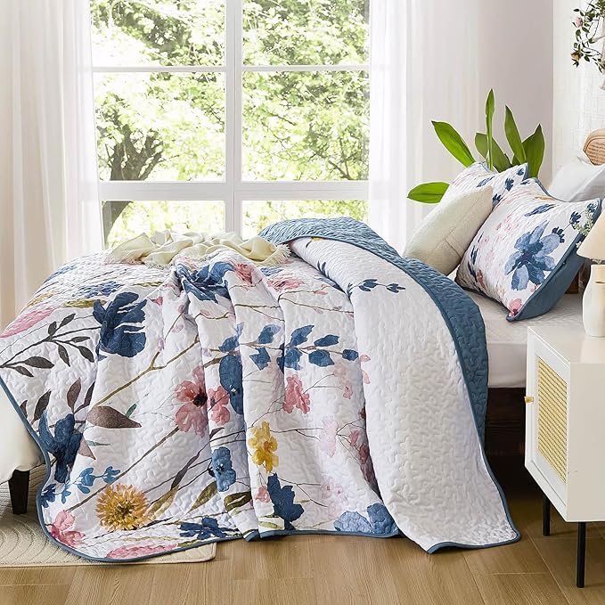 Anibedding Dark Blue Quilt Set Full Size, Floral Bedspread Soft Microfiber Lightweight Quilt Bedding Sets Flower Coverlet for All Season(Full,78"x90")