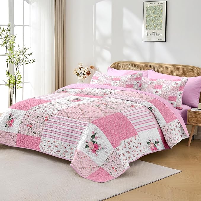 Quilt Set Twin Size, Pink Patchwork Flowers 2 Pcs Soft Bed Cover Bedding Set, Garden Floral Lightweight Bedspread Coverlet with Pillow Sham for All Season