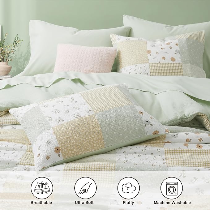 Oli Anderson Queen Comforter Set, 7 Pieces Light Green Floral Seersucker Bed Comforter, Patchwork Reversible Bed in a Bag with Comforter, Sheets, Pillowcases & Shams (Light Green, Queen)
