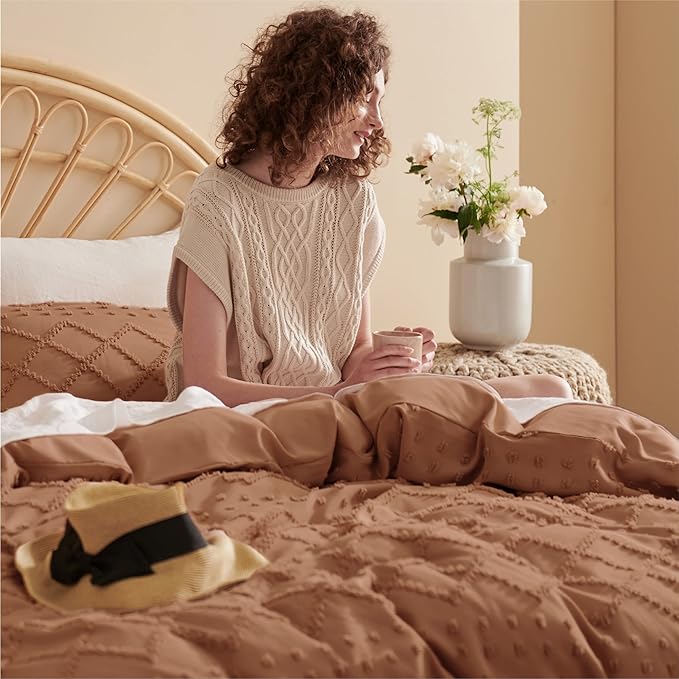 Bedsure Boho Cal King Duvet Cover - Burnt Orange Breathable & Soft Boho Bedding, Machine Washable Comforter Cover for All Seasons, Includes 1 Duvet Cover 104"x98" with 2 Pillow Shams & Zipper Closure