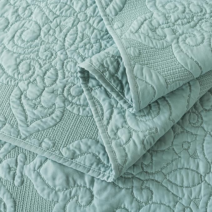 Travan 3-Piece King Quilt Set Quilted Bedspread Oversized Microfiber Lightweight Bedspread Coverlet Set with Shams Bedding Set for All Season, Blue, King