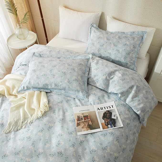 Blue Floral Comforter Set for King Bed Blue Flowers Comforter King Set,Boho Style Comforter with 2 Pillowcases,Shabby Chic Bedding Comforters for All Season,Comfy,Fluffy