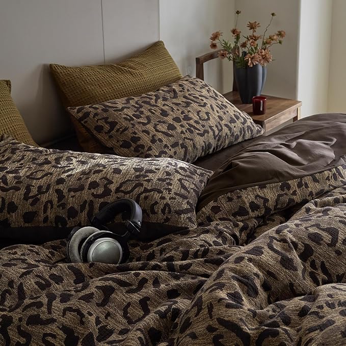 mixinni Leopard Duvet Cover Full Size Yarn-Dyed Leopard Print Jacquard Cotton Duvet Cover Set-Vintage Floral Pattern Bedding Set with Pillowcases Perfect for Him and Her-(Full Size, Brown)