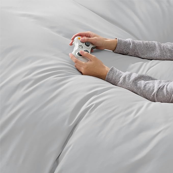 Bedsure Duvet Cover Full Size - Soft Double Brushed Bedding Set for Kids & Adults, Zipper Closure, 3 Pieces, Includes 1 Duvet Cover (80"x90") & 2 Pillow Shams, NO Comforter, Silver Grey