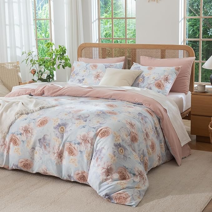 Queen Size Comforter Floral 3 Pieces Soft Chic Crinkle Gauze Fabric Peony Floral Print Lightweight Botanical Flower Comforter for All Seasons Luxury Warmth Comfy Breathable with 2 Pillowcases
