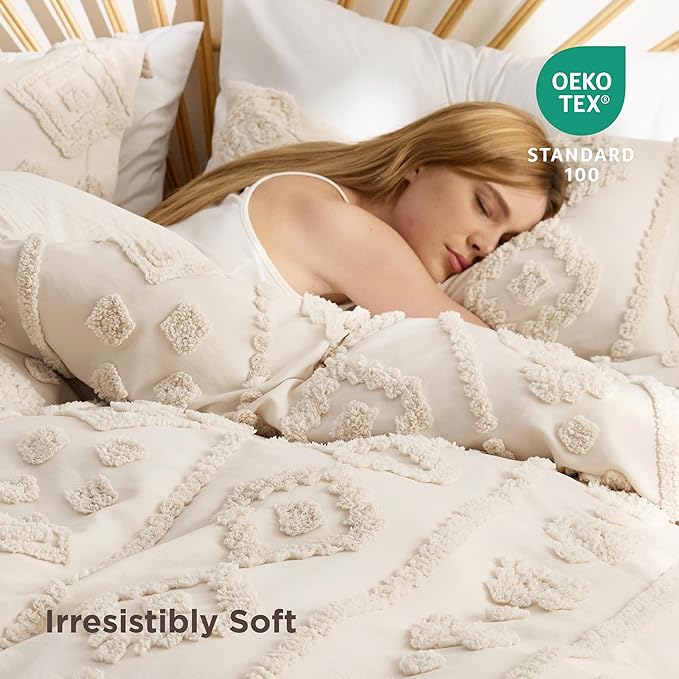 Bedsure Boho Duvet Cover King - Beige Tufted Boho Bedding, Farmhouse Shabby Chic Embroidery Bedding for All Seasons, 3 Pieces, 1 Soft Jacquard King Comforter Cover and 2 Pillow Shams