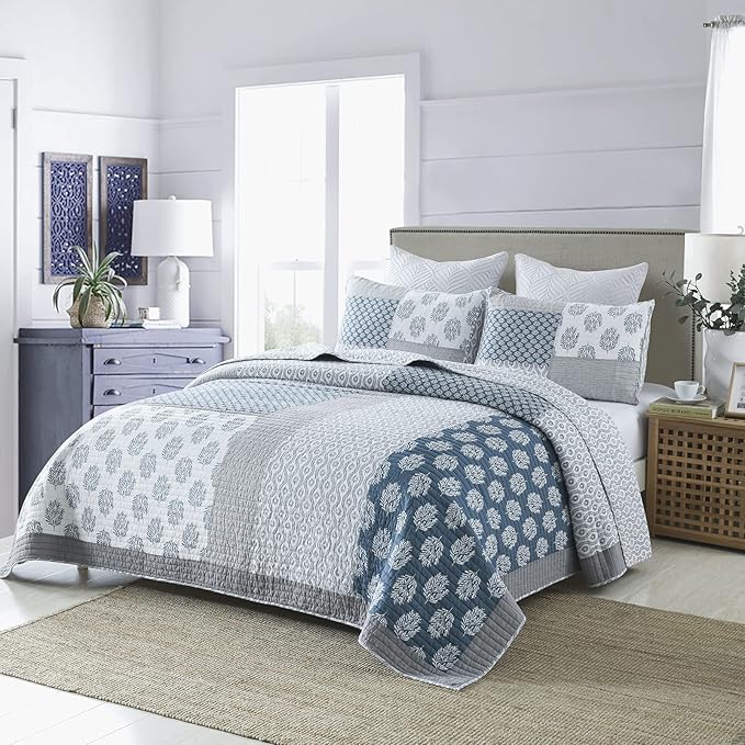 PANGUSHAN Quilt Set King Size, 100% Cotton Bedspread Quilt Bedding Set, Patchwork Reversible Floral Quilt for King Bed, Blue/Grey/White Bed Spread, Lightweight Comforter for All Season, 3 Pieces