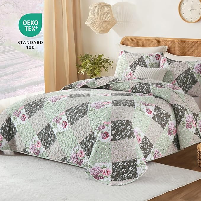 Dinjoy Green Quilt Set Queen Size, Reversible Floral Plaid Patchwork Pattern Bedding Set Soft Microfiber Lightweight Bedspread Coverlet 3 Piece Spring Summer Use (90x96 inches)