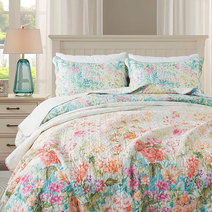 Travan Floral Quilt Queen Quilt Set, Fade Resistant Microfiber Queen Quilt Bedding Set with 1 Quilt Set and 2 Shams Champagne Coverlet Set for All Season, Dream Garden-Champagne, King