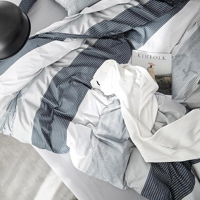 LifeTB Striped Comforter Set Twin XL Size, Modern Style Blue Grey Stripes Pattern Printed Bedding Set, 3 Pieces Lightweight Bedding Comforter Set, Stripe Soft Fluffy Bed Comforter with 2 Pillowcases