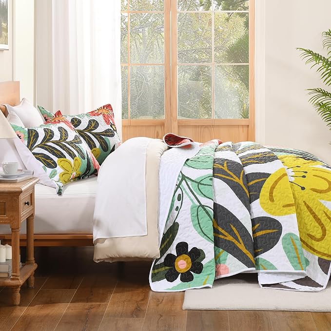 Andency Floral Boho Queen Quilt Bedding Set Green, 3 Pieces Farmhouse Flower Botanical Summer Bedspreads with 2 Shams, Soft Reversible Lightweight Microfiber Coverlet Set for All Season, 90"x96"