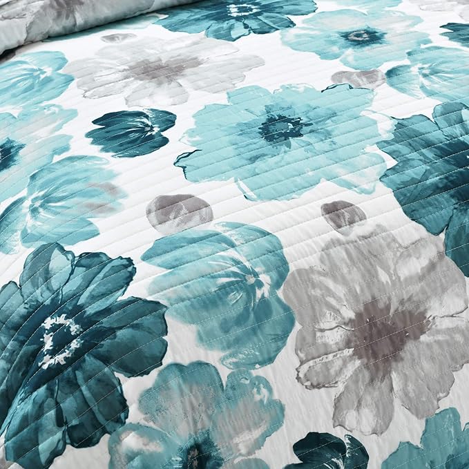Lush Decor Leah Reversible Floral Quilt Set, 3 Piece Set, Full/ Queen, Blue - Watercolor Botanical - Cottage Core - French Country Decor- Bedding Queen Size