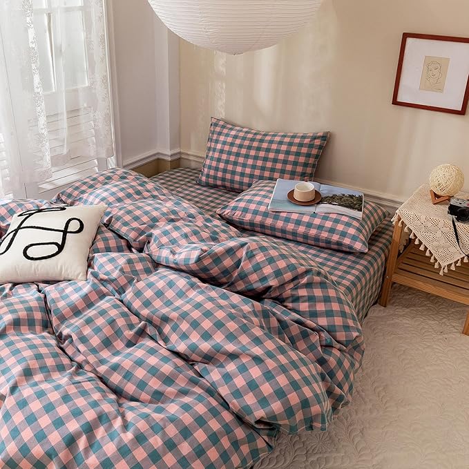Queen Comforter Set Modern Style Checkered Pattern Comforter Purple Pink Plaid Bedding Comforter Lightweight Fluffy Soft Boho Grid Bedding Geometric Plaid Comforter Set Queen with 2 Pillowcases