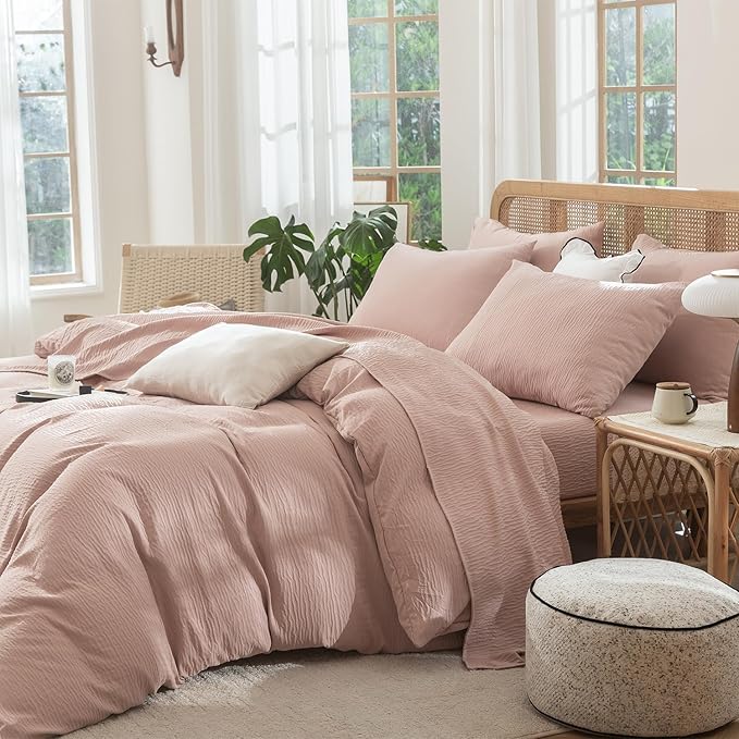 Duvet Cover Queen Dusty Rose, Luxury Soft Double-Layer Crinkle Gauze Rose Pink Duvet Cover, 3 Pieces Bedding for All-Season, Breathable with Zipper Closure & Corner Ties