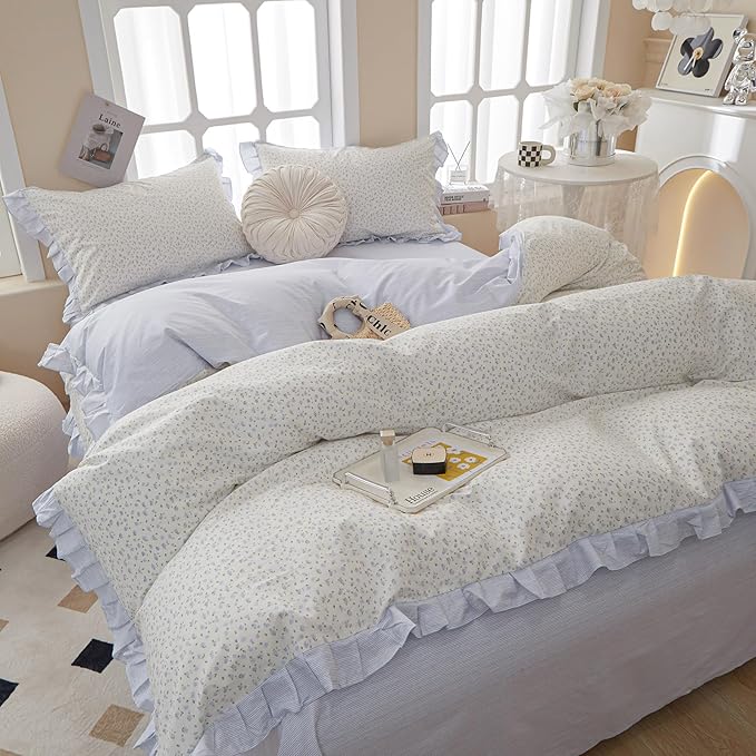 King Comforter Set Blue Floral Comforter King Vintage Floral Bedding Comforter Boho Ruffle Comforter Set Cottagecore Flower Botanical Comforter with 2 Pillowcases Fluffy Soft Comfy Comforter Set