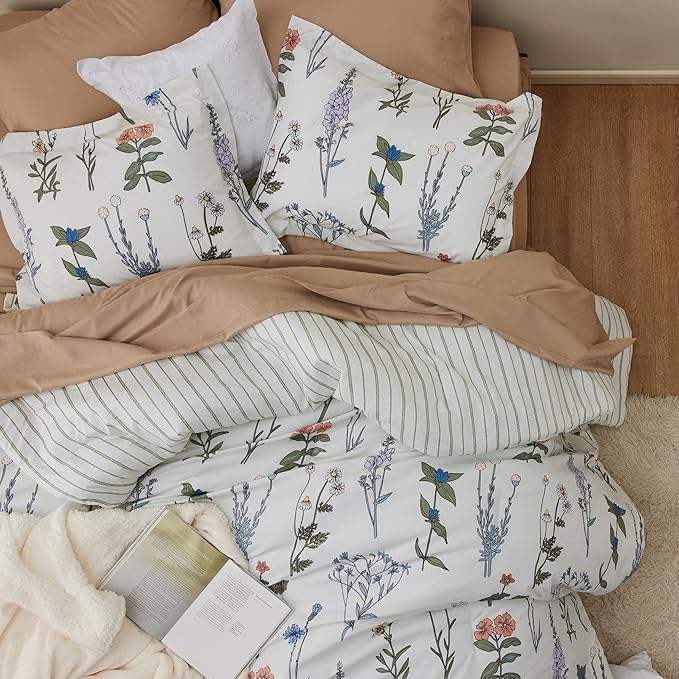 Bedsure Duvet Cover Queen Size - Reversible Cute Floral Duvet Cover Set with Zipper Closure, 3 Pieces White Bedding Set with 8 Corner Ties and 2 Pillow Shams 20"x26"