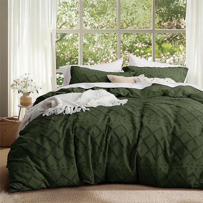 Bedsure Boho Oversized King Duvet Cover,Dark Green Breathable & Soft Boho Bedding,Machine Washable Comforter Cover for All Seasons, Includes 1 Duvet Cover 120"x98" with 2 Pillow Shams & Zipper Closure