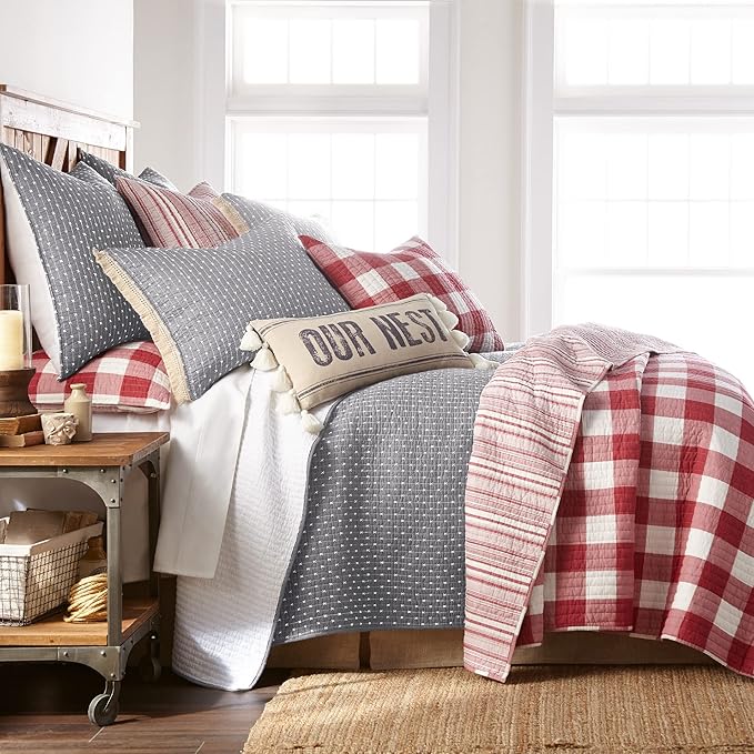 Levtex Home Cross Stitch Reversible Full/Queen Quilt Set (88x92in) and 2 Pillow Shams (26x20in) - Stitch Texture - Grey and White - Cotton Queen Size Quilt Bedding Set - Lightweight Soft Pre-Washed