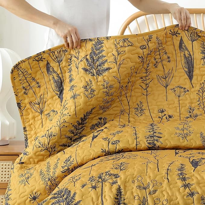 JANZAA Quilts Queen Size Ginger Quilt Botanical with Floral Pattern Microfiber Bedspreads Queen Size 3 Pieces Lightweight Comforter Reversible Bedding Set, 1 Quilt 90x90 inches, 2 Pillowcases