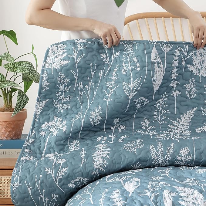 JANZAA Quilts Queen Size Bed Spread Botanical 3 Pieces Quilts Queen Size Sets with Floral Pattern Lightweight Microfiber Bedding Reversible 1 Quilt and 2 Pillow Cases-Mineral Blue