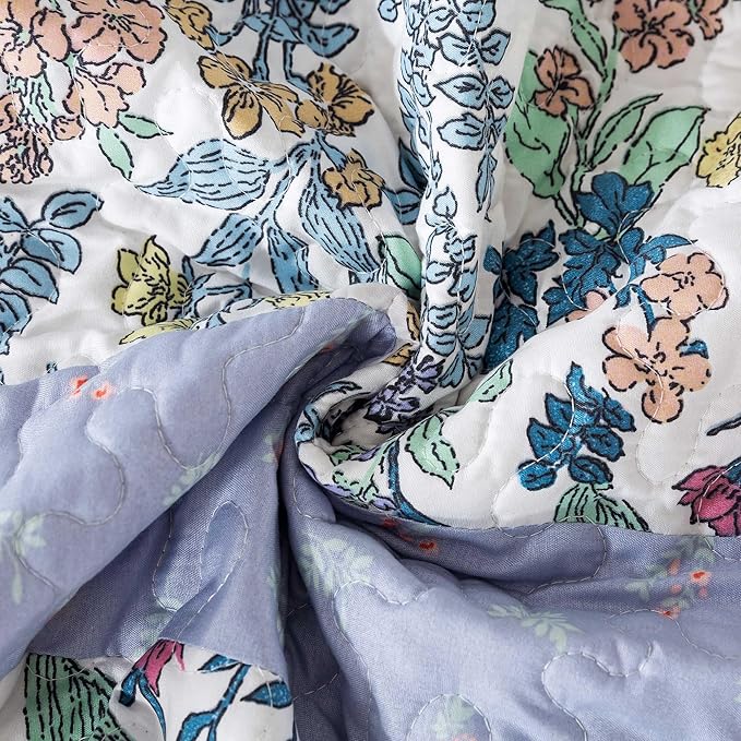 HoneiLife Oversized Queen Quilt - Microfiber Quilt Sets 106"x106",3-Piece Floral Bedspreads, Lightweight Coverlets, Wildflower Quilts, Queen Quilt Bedding Sets for All Season Use