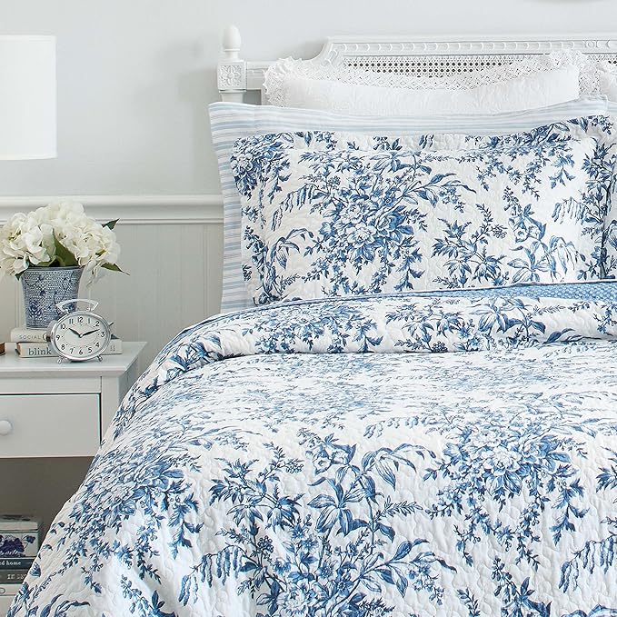 Laura Ashley - Twin Quilt Set, Reversible Cotton Bedding with Matching Sham, Medium-Weight for Year Round Use, Dorm Essentials (Bedford Delft Blue)