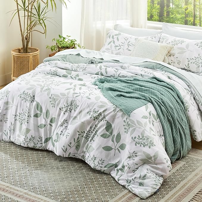 Bedsure Comforter Set Queen Size - Cute Floral Bedding Comforter Set, 3 Pieces, 1 Soft Reversible Sage Green Botanical Flowers Comforter and 2 Pillow Shams