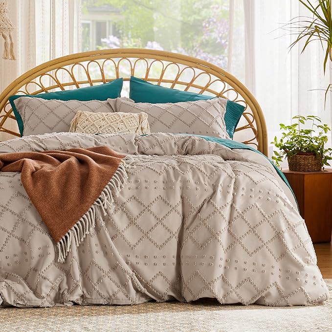 Bedsure Boho Duvet Cover Queen Size - Khaki Breathable & Soft Boho Bedding, Machine Washable Comforter Cover for All Seasons, Includes 1 Duvet Cover 90"x90" with 2 Pillow Shams & Zipper Closure