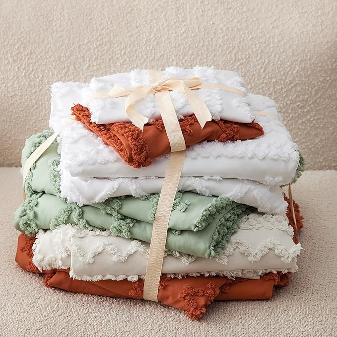 Bedsure Boho Duvet Cover King Size, Soft & Comfortable Elegant Design Boho Bedding for Decoration, Machine Washable Comforter Cover for All Seasons,Includes 1 Duvet Cover & 2 Pillow Shams,Light Green